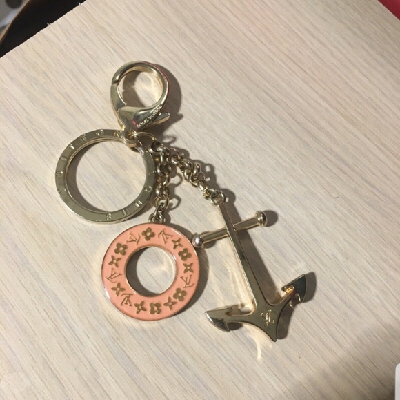 Louis Vuitton Accessories - Orange Charm Keychain Louis Vuitton Accessories - Orange Charm Keychain